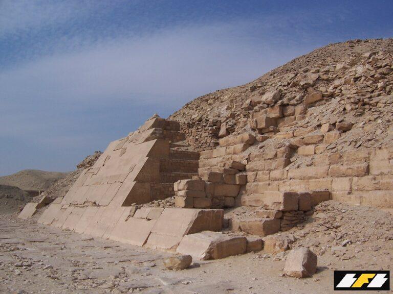 O agente secreto: análise de rumores na cena de motos brasileira